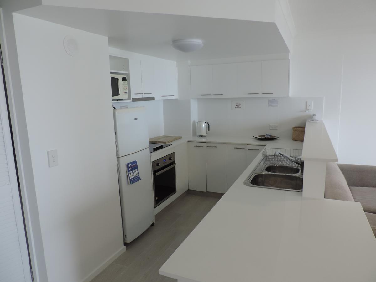 סרפרז פרדייז Emerald Sands Holiday Apartments מראה חיצוני תמונה